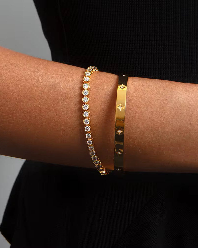 Oda tennis bracelet