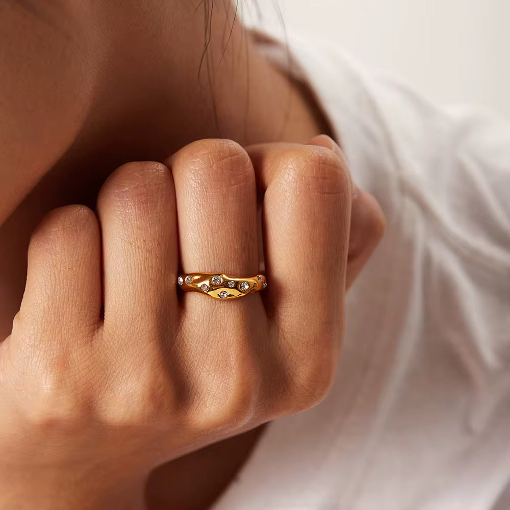 Luna Ring Gold
